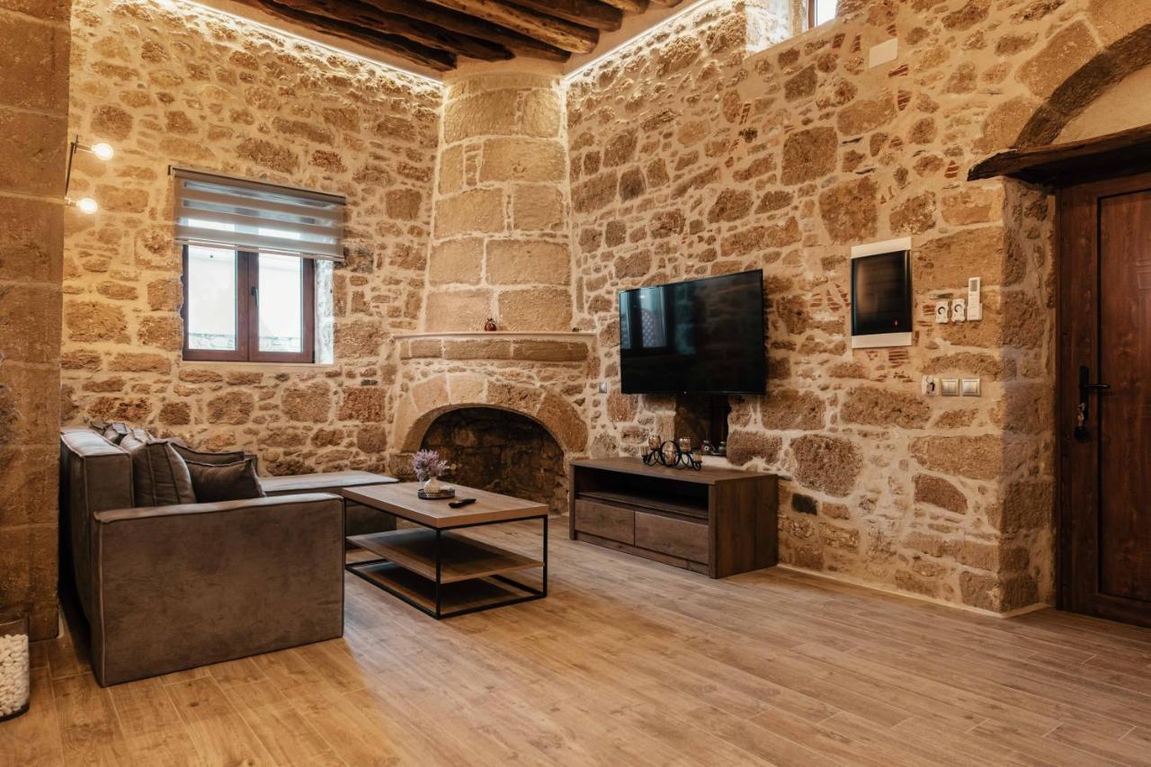 Villa Anaflo Haraki Exteriör bild