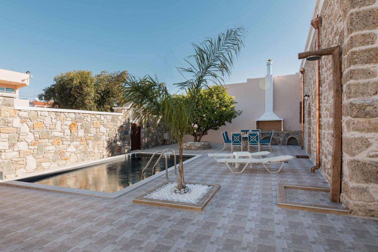 Villa Anaflo Haraki Exteriör bild