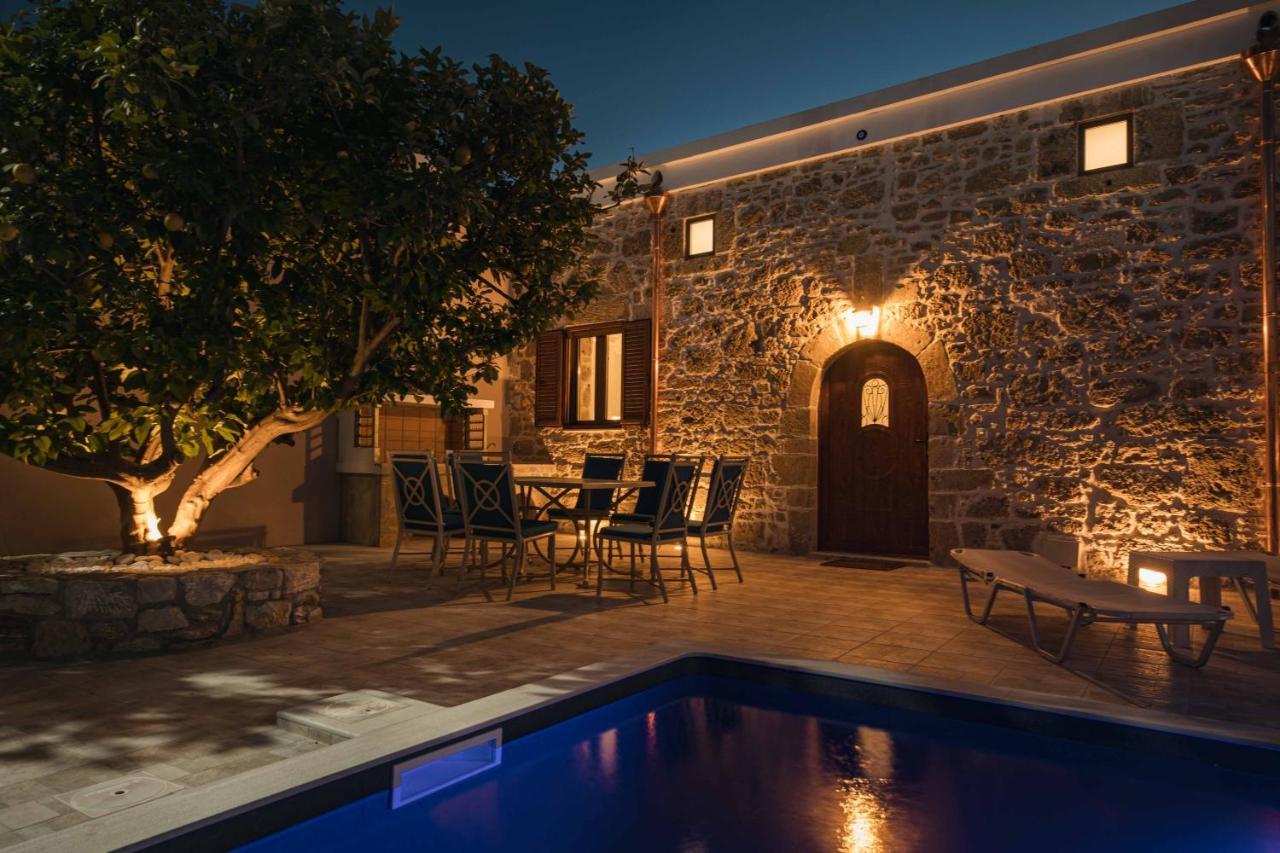 Villa Anaflo Haraki Exteriör bild